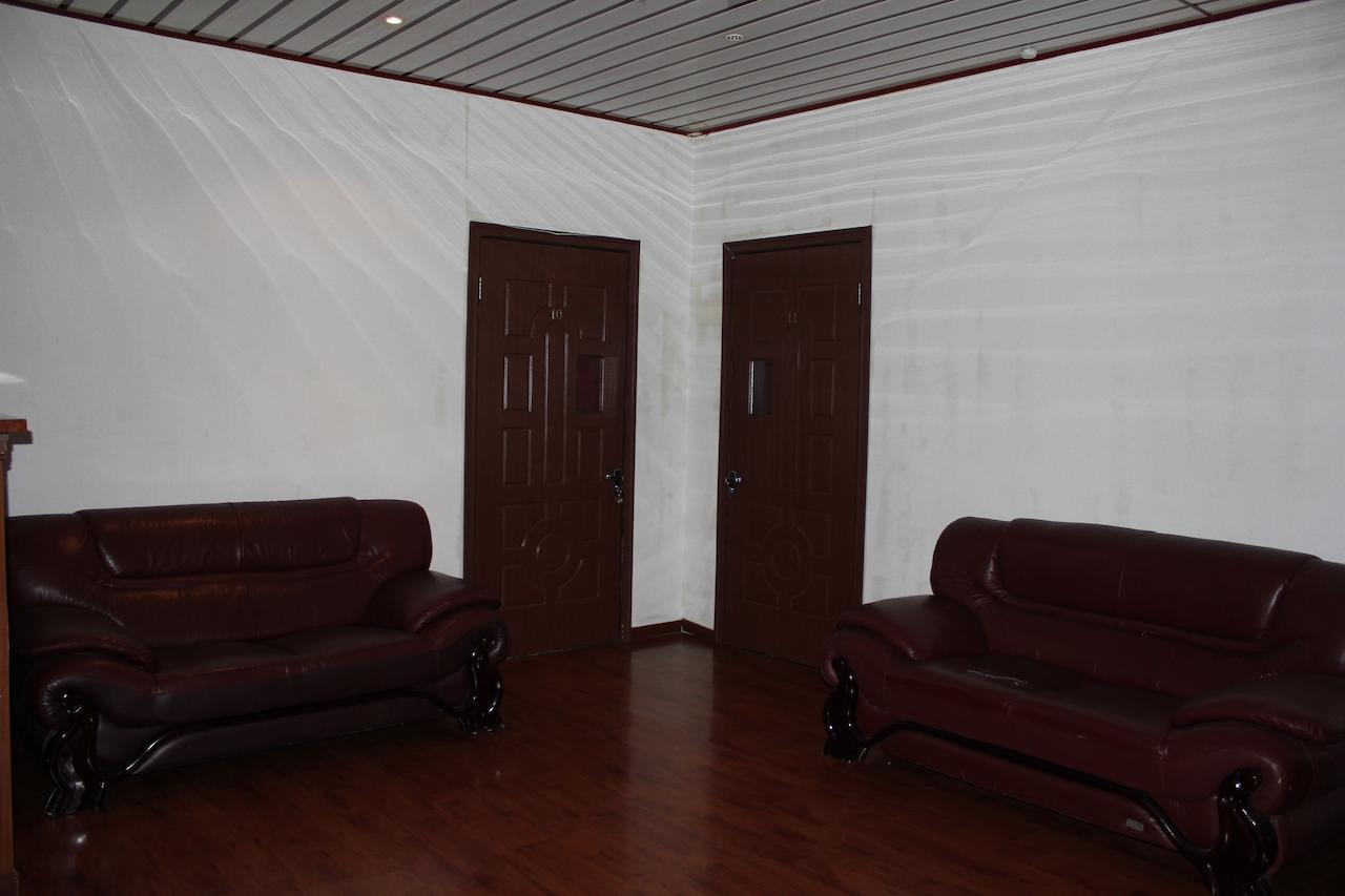 Temirtau Pekin Hotel מראה חיצוני תמונה